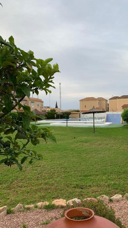 Holiday House Torrevieja Zewnętrze zdjęcie